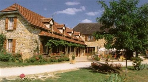 Hotel Chastrusse Nadaillac-de-Rouge Esterno foto